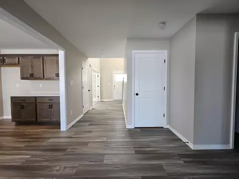 Entry Way - 5044 Richard Dr, Lowell, IN 46356 photo 5 of 9
