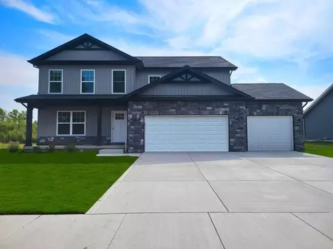 5061 Richard Dr, Lowell, IN 46356