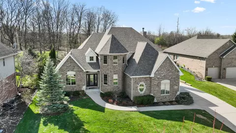 9080 Winding Trl, Saint John, IN 46373