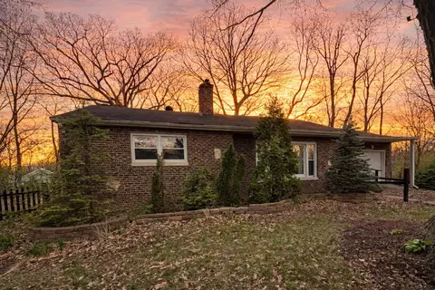1000 E 61st Pl, Merrillville, IN 46410