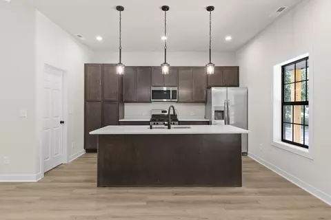 Kitchen - 4021 E Porter St, De Motte, IN 46310 photo 1 of 2