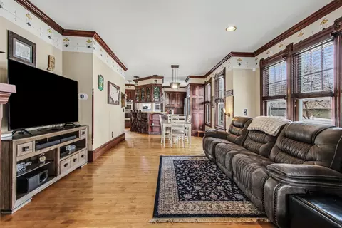 Living - 414 E Clark St, Crown Point, IN 46307 photo 1 of 2