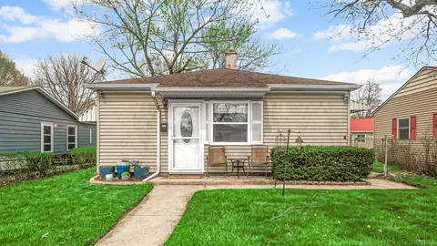 1330 W 1st Pl, Hobart, IN 46342