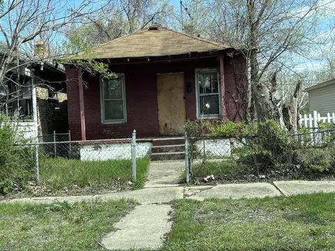 2461 Delaware St, Gary, IN 46407