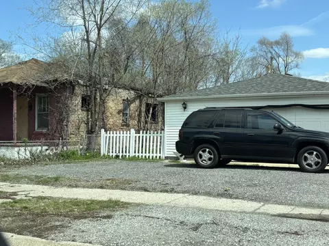 2461 Delaware St, Gary, IN 46407 photo 2