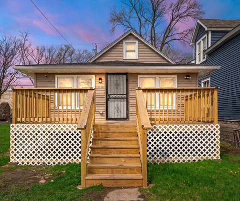 3920 Deal St, East Chicago, IN 46312