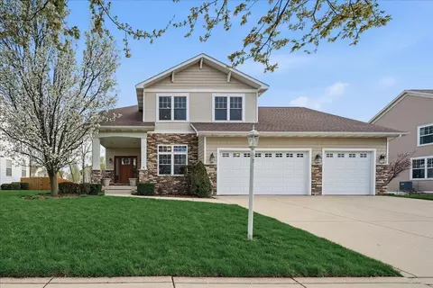 1153 Vale Park Rd, Valparaiso, IN 46385