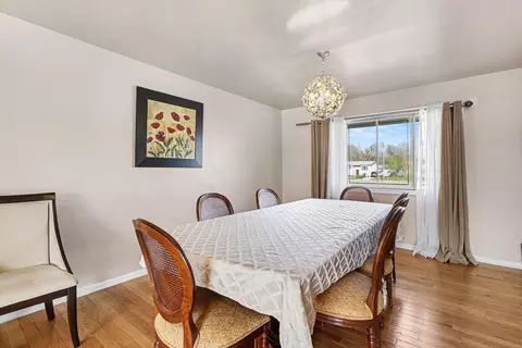 Dining - 551 N Union Pl, Gary, IN 46403 photo 4 of 4