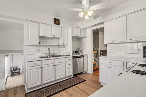 Kitchen - 551 N Union Pl, Gary, IN 46403 photo 3 of 3