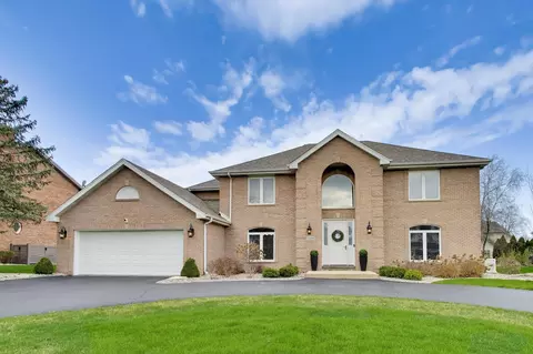 1909 Maplewood Ln, Munster, IN 46321