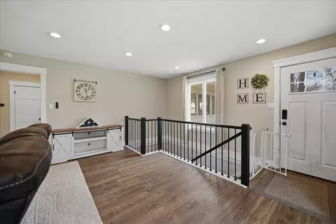 Entry Way - 6411 E 129th Ave, Crown Point, IN 46307 photo 1 of 3