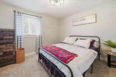 Bedroom - 6411 E 129th Ave, Crown Point, IN 46307 photo 8 of 12