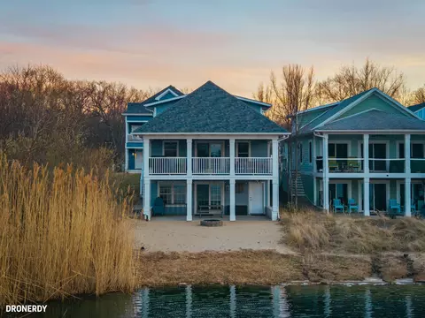 420 Beachwalk Ln, Michigan City, IN 46360