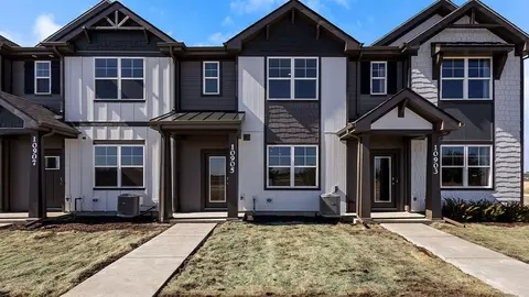 8954 Remington Way, Saint John, IN 46373