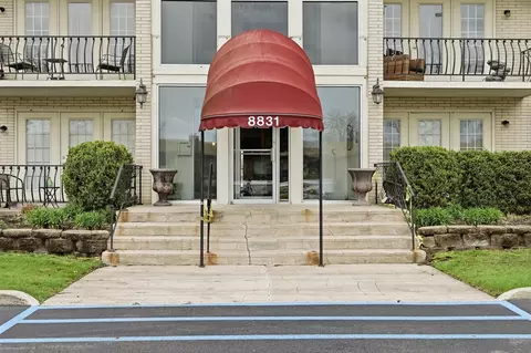 Exterior - 8831 Harrison Ave #202, Munster, IN 46321 photo 4 of 4