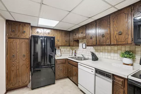 Kitchen - 8831 Harrison Ave #202, Munster, IN 46321 photo 1 of 2
