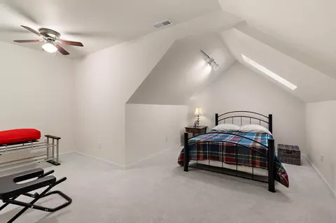 Bedroom - 8348 Castle Dr, Munster, IN 46321 photo 3 of 4