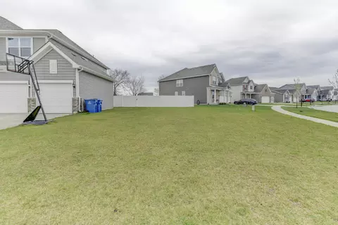 Exterior - 11429 Clyde Dr, Crown Point, IN 46307 photo 7 of 8