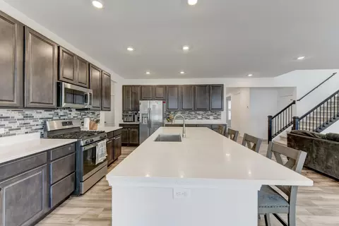 Kitchen - 11429 Clyde Dr, Crown Point, IN 46307 photo 3 of 4
