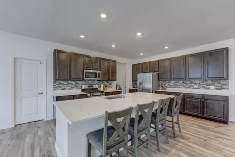 Kitchen - 11429 Clyde Dr, Crown Point, IN 46307 photo 2 of 4