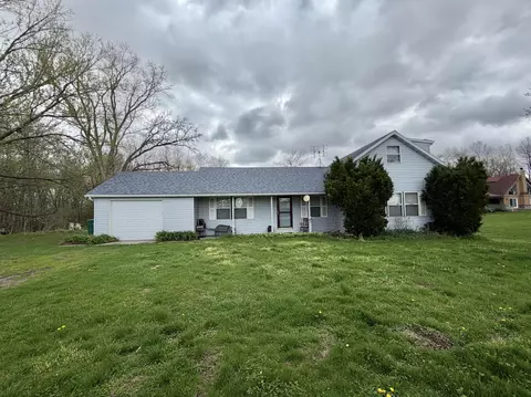 757 N County Line Rd, Westville, IN 46391