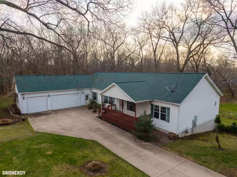 160 Silver Lake Ave, Michigan City, IN 46360