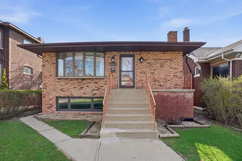 1431 Lake Ave, Whiting, IN 46394
