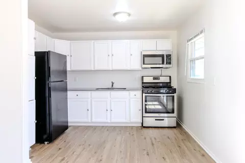 Kitchen - 1407 E 51st Pl, Gary, IN 46409 photo 6 of 6
