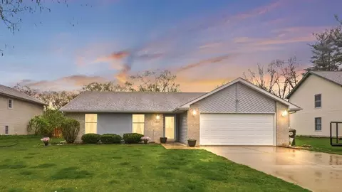 12134 N 332, De Motte, IN 46310