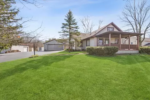 8209 Austin Ave, Schererville, IN 46375