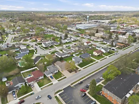 View/Area - 1419 N Jay Ave, Griffith, IN 46319 photo 2 of 5