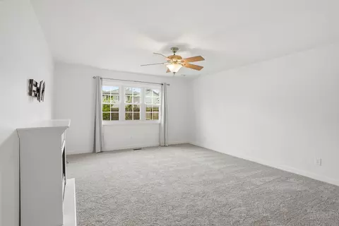 Living - 1419 N Jay Ave, Griffith, IN 46319 photo 3 of 4