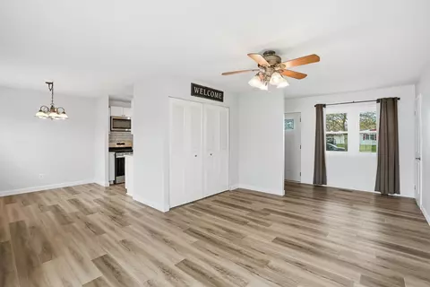 Living - 1419 N Jay Ave, Griffith, IN 46319 photo 2 of 4
