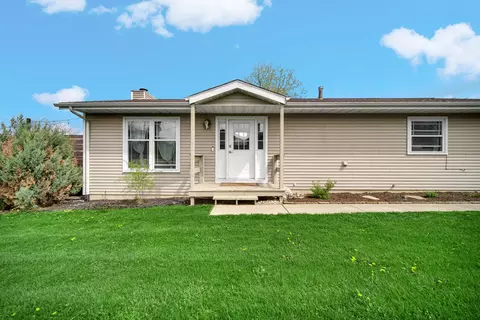 Exterior - 1559 Happy Valley Rd, Crown Point, IN 46307 photo 3 of 6