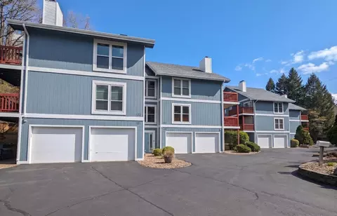 125 S Lake Ave #A, Michigan City, IN 46360