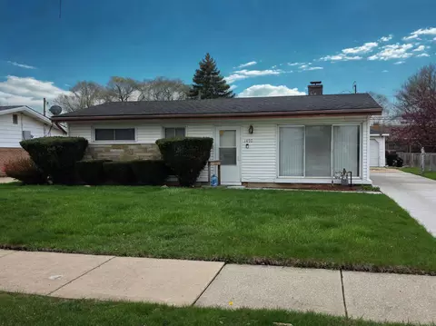 1490 Stanley Blvd, Calumet City, IL 60409