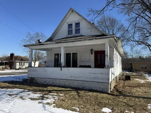 401 S Wilson St, North Judson, IN 46366