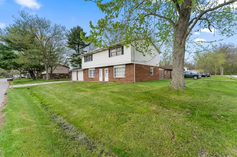 2102-2104 Washington Ave, Chesterton, IN 46304