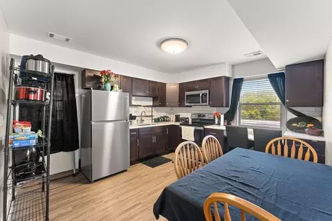 Kitchen - 2102-2104 Washington Ave, Chesterton, IN 46304 photo 1 of 4