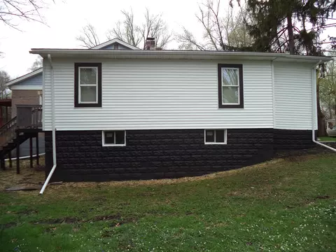 Exterior - 4173 Jackson St, Gary, IN 46408 photo 6 of 8