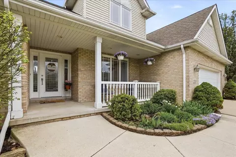 9360 Calumet St, Dyer, IN 46311