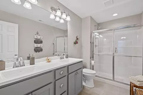 Bath - 2602 Hudson Rd, Valparaiso, IN 46385 photo 1 of 2