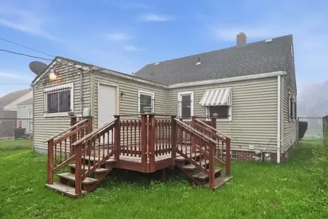 Exterior - 263 Taft St, Gary, IN 46404 photo 2 of 2