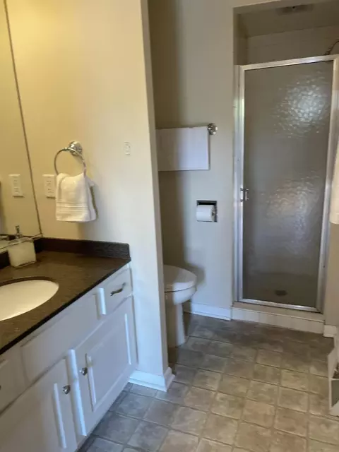 Bath - 8245 Baring Ave, Munster, IN 46321 photo 5 of 8