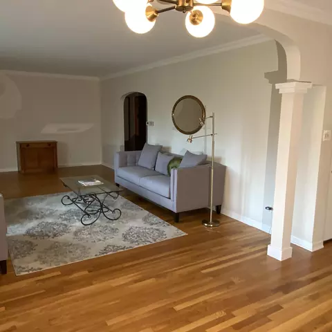 Living - 8245 Baring Ave, Munster, IN 46321 photo 4 of 5
