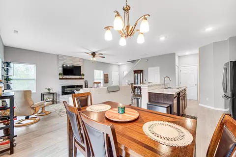 Dining - 11150 Putnam Dr, Crown Point, IN 46307 photo 2 of 2