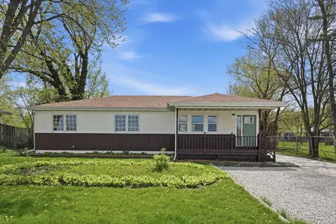 1419 W 61st Ave, Merrillville, IN 46410