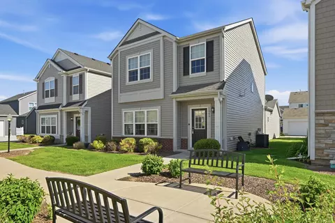 1066 E 115th Ct, Crown Point, IN 46307