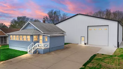 5590 E Maple St, Knox, IN 46534