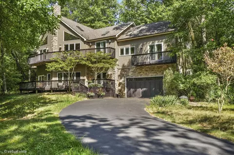 804 E Wilson Ave, Beverly Shores, IN 46301
